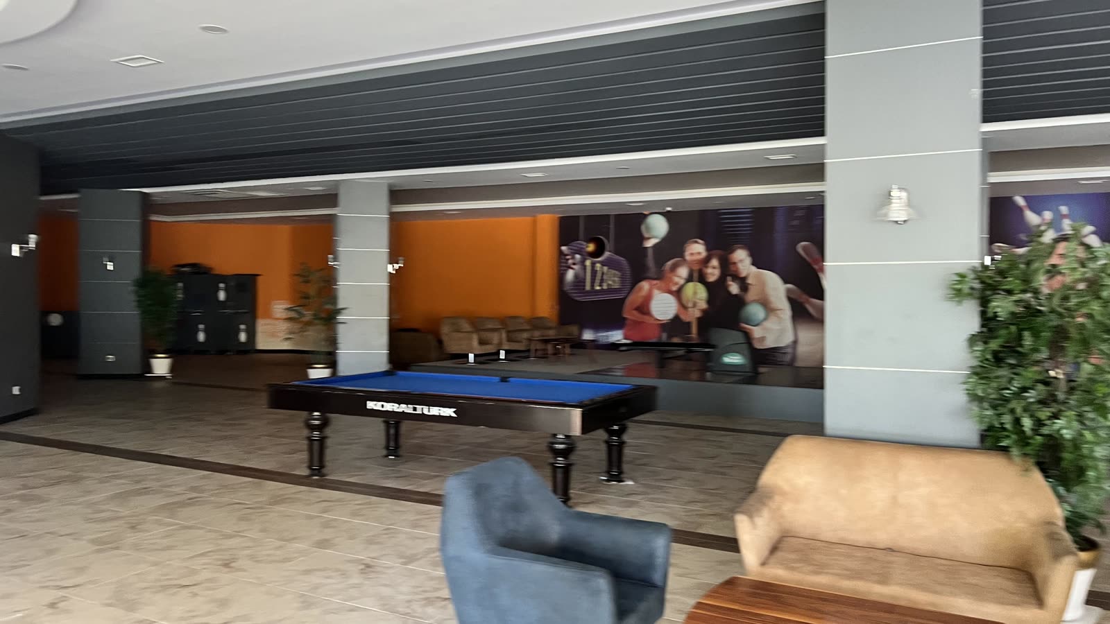 GALERIA AVSALLAR — Galeria 13