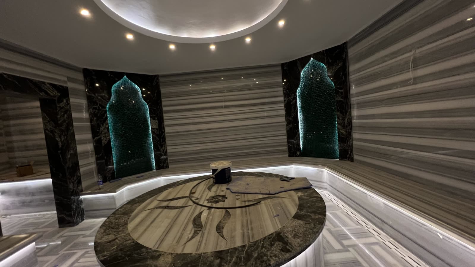 GALERIA AVSALLAR — Galeria 4