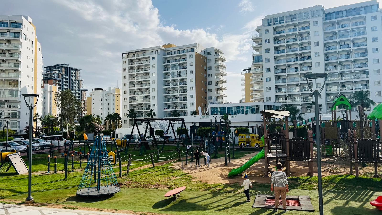 GALERIA CYPR — Galeria 11