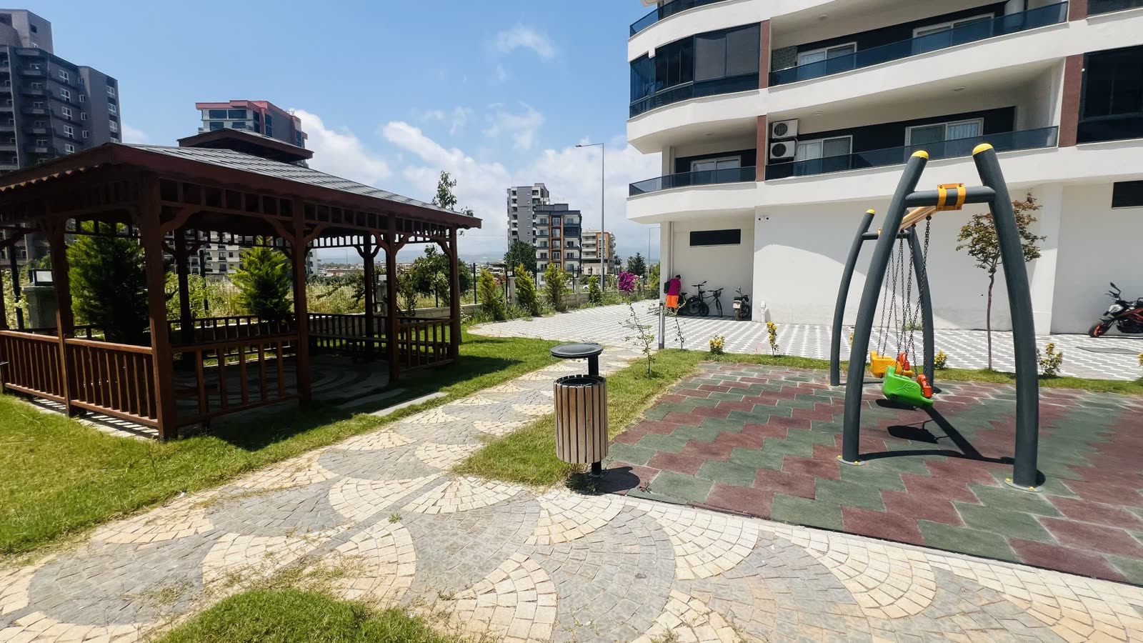 GALERIA MERSIN — Galeria 14